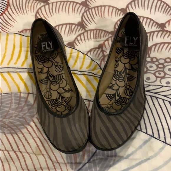 Fly London Shoes - Picture 2 of 4